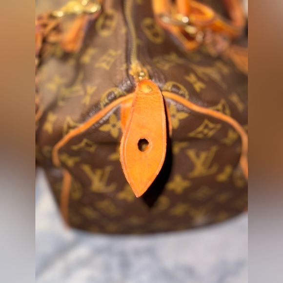 Lv speedy 30 with hand made leather fringe and braided strap. Authentic. - Picture 4 of 8